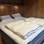 Charming And Modern Ski-in Ski-out Horská chata