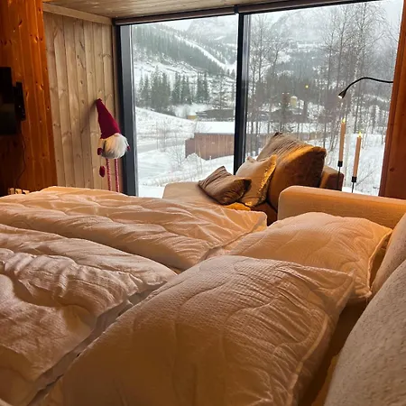 Charming And Modern Ski-in Ski-out בקתה המסדאל