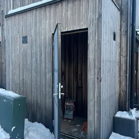 Charming And Modern Ski-in Ski-out המסדאל