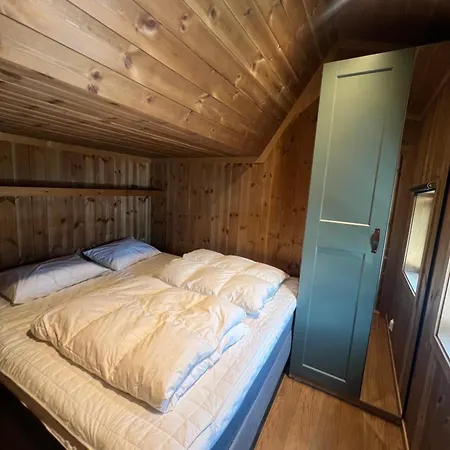 Charming And Modern Ski-in Ski-out * המסדאל