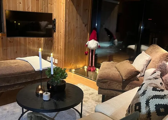 Charming And Modern Ski-in Ski-out *